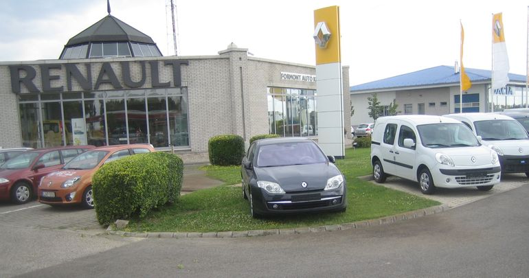 dealer-main-image.jpg